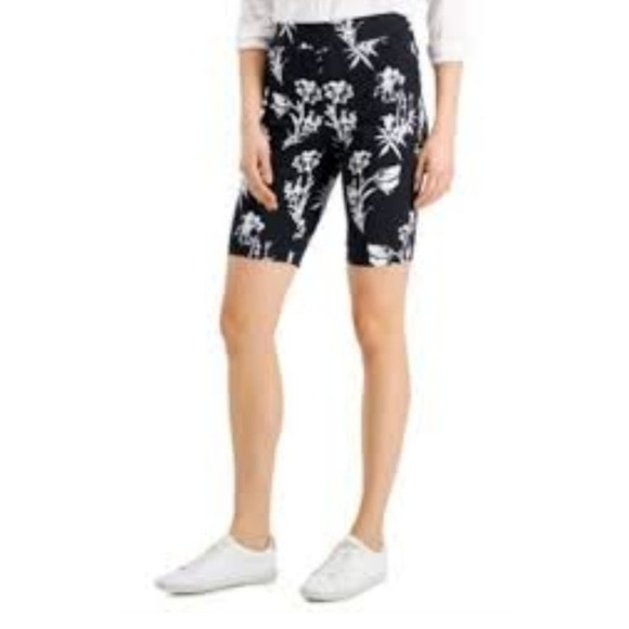 Charter Club Floral-Print Pull-On Shorts XS - Picture 2 of 11